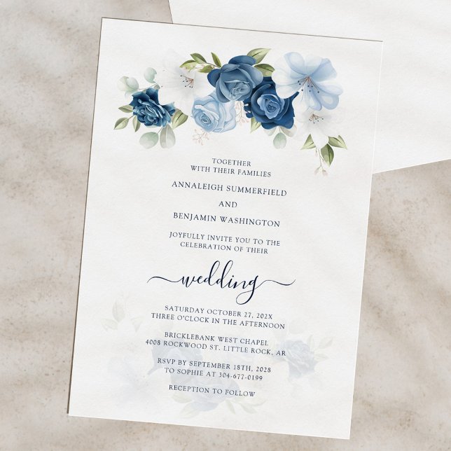 Elegante Hochzeit der Wasserfarben Einladung (Floral Dusty Blue Bloom Script Wedding Invitation)