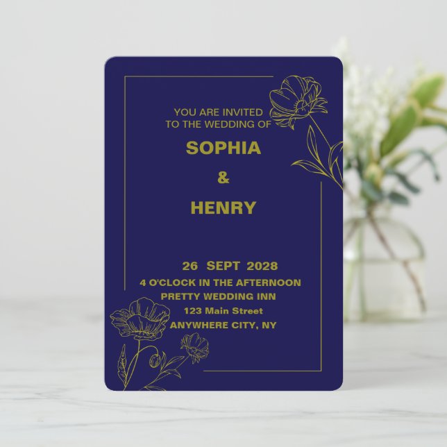 Elegante Hochzeit in Dark Blue und Gold Floral Einladung (Stehend Vorderseite)