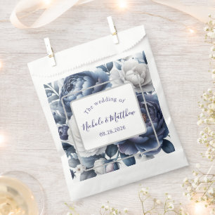 Elegante Hochzeiten von Navy Blue Peonies & White  Geschenktütchen