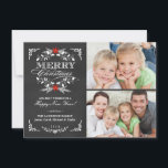 Elegante Holly Chalkboard Weihnachten 2-Foto-Karte<br><div class="desc">Vintager Chalkboard Stil Frohe Weihnachtsfeiertage Grußkarte mit Foto Vorlage. Elegantes Schwarz-Weiß-Design mit schönem roten Poinsettia Heiligenkranz, festlicher Retrorahmen und dekorativer formaler Letterpress-Stil Typografie auf Schiefergrauen Kreideboden. Fügen Sie Ihre Lieblings-Familienfotos hinzu und passen Sie den Text an. Zeitgenössische, klassische, moderne und stilvolle Art, um angesagte fröhliche Winterurlaub-Grüße an alle Ihre Freunde...</div>