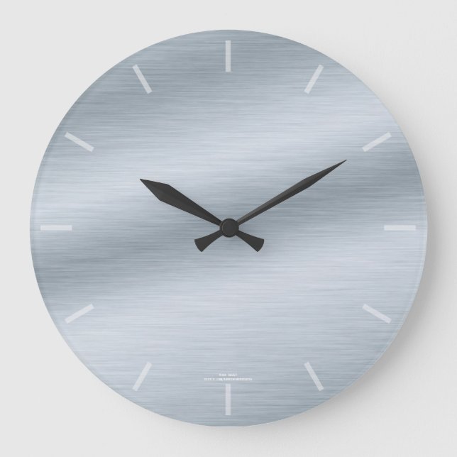 Élégante horloge en argent brossé (Recto)