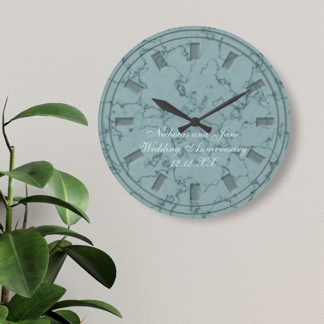 Elégante horloge Turquoise Faux Marbre Mariage Ann (An elegant faux teal marble wedding anniversary clock with space for your names and wedding date)