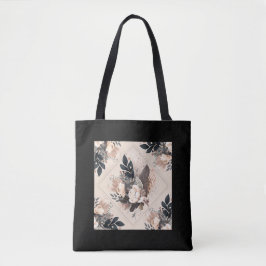 Elegante in Blütenstüte Tasche