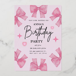 Elégante invitation d'anniversaire avec conception