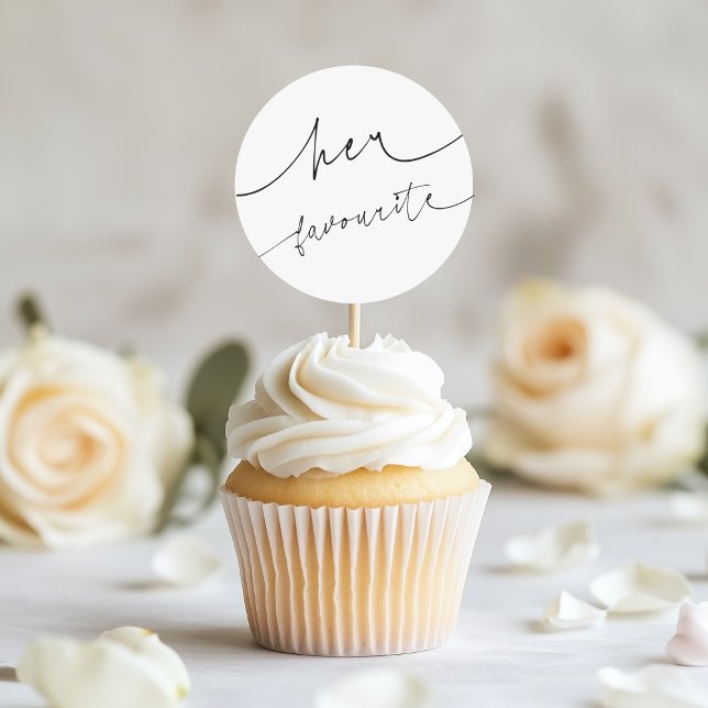Elegante Kalligrafie Hochzeitstorte für sie Runder Aufkleber (Von Creator hochgeladen)