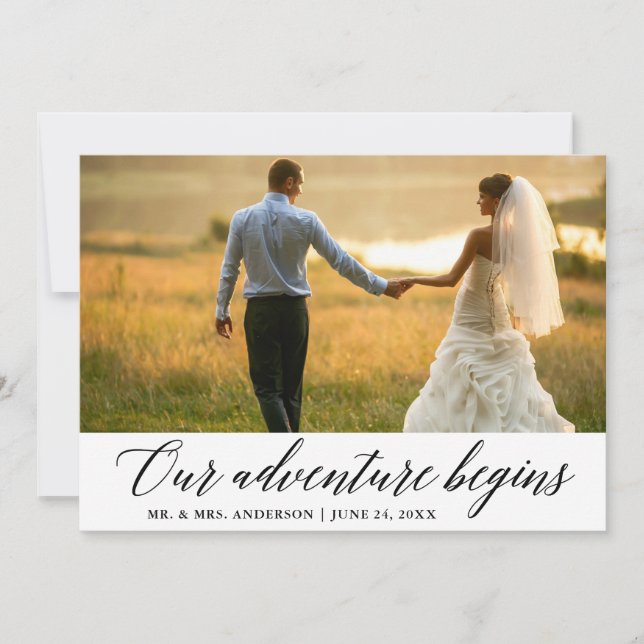 Elegante Kalligrafie Unser Abenteuer beginnt Hochz Dankeskarte (Vorderseite)