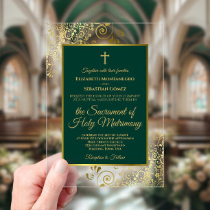 Elegante katholische Hochzeit in Smaragdgrün und G Acryleinladungen