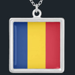 Elegante Kette mit Flagge Rumäniens Versilberte Kette<br><div class="desc">Fügen Sie Ihrer Schmuckkollektion eine Touch rumänischen Stolzes hinzu mit unserer exklusiven Halskette mit der rumänischen Flagge! Diese Halskette ist nicht nur ein Accessoire, sondern auch eine Feier des kulturellen und kulturellen Stolzes Rumäniens. Das lebendige Design zeigt die berühmte rumänische Flagge, die diese Halskette zu einer einzigartigen und sinnvollen Art...</div>