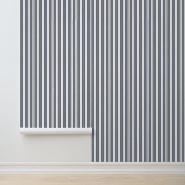 Elegante, klassische blaue Streifen Tapete (Anwendung)