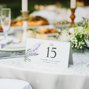 Elegante Lavendel-Blumen-Aquarell-Hochzeit Tischaufsteller