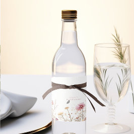 Elegante Liebe im blühenden Brautparty Weinetikett