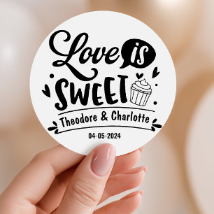 Elegante Liebe ist süße Kalligrafie Herz Hochzeit Runder Aufkleber