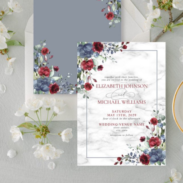 Elegante Light Dusty Blue Burgundy Blumenhochzeit Einladung (Von Creator hochgeladen)