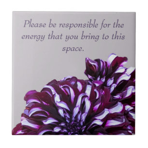 Elegante lila Dahlia Blume positive Energie Fliese