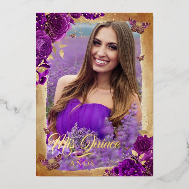 Elegante Lila Rose Gold Floral Foto Quinceanera Folieneinladung (Vorderseite)