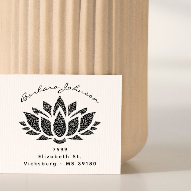 Elegante Lotus Blume Individuelle Name Rücksendead Gummistempel (Von Creator hochgeladen)