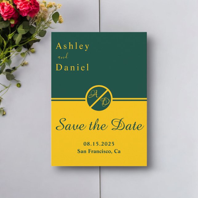 Elegante Luxus-Grün- und Gold-Monogramm-Hochzeit Save The Date (Von Creator hochgeladen)
