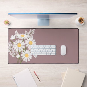 Élégante marguerite florale blanche sur Rosy Brown
