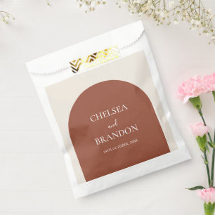 Elegante minimalistische Terrakotta-Torbogen Boho- Geschenktütchen