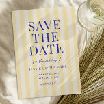 Elegante, moderne, blau-gelb gestreifte Hochzeit Save The Date<br><div class="desc">Erstellen Sie Ihre eigene personalisierte Hochzeit speichern Sie die Datumskarten mit moderner Typografie in blau auf gelb gestreiftem Muster Hintergrund.</div>