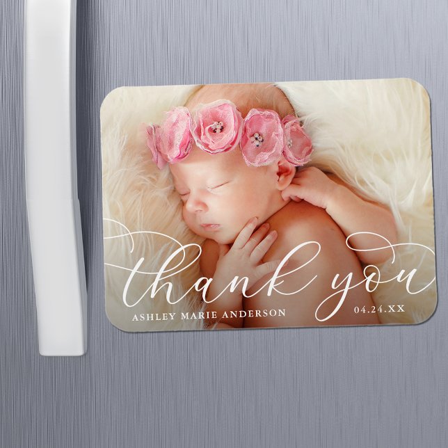 Elegante moderne Kalligrafie New Baby Vielen Dank Magnet (Customize to change your personalized text size or text style.)