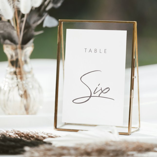 Elegante moderne kalligraphische Hochzeitsszenarie (Elegant Budget Calligraphy Wedding Table Number)