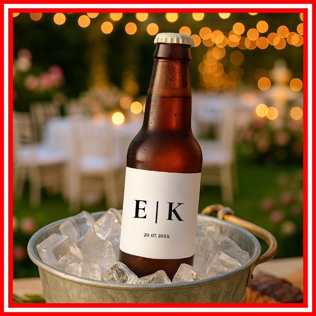 Elegante moderne Monogram Simple Wedding Bierflaschenetikett (Von Creator hochgeladen)
