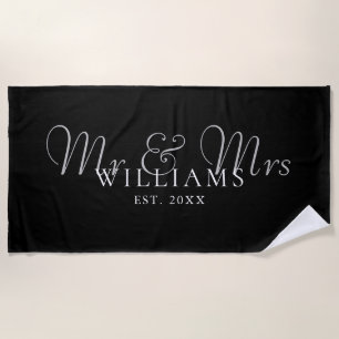 Elegante moderne Mr. and Mrs. etabliert Strandtuch