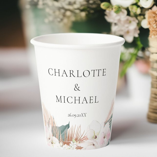 Elegante moderne Pampasgras-Blume Hochzeit Pappbecher (Elegant Modern Pampasgras Flowers Wedding Paper Cups with your name and dates.)