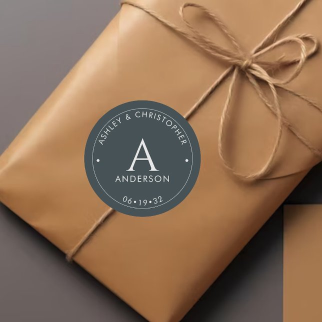 Elegante Moderne Schiefergraue Hochzeit Runder Aufkleber (Von Creator hochgeladen)