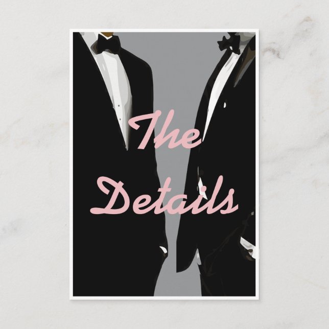 Elegante, moderne Schwule, die QR-Code hochhalten Begleitkarte (Vorderseite)