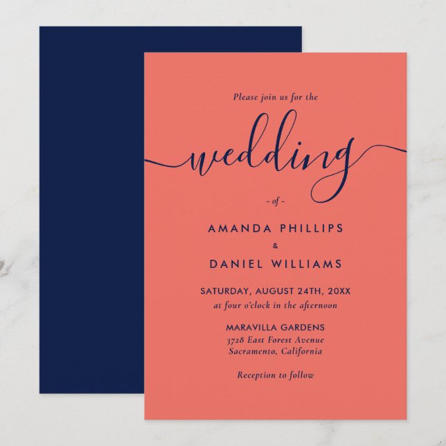Elegante moderne Script Navy Blue und Coral Weddin Einladung (Vorne/Hinten)