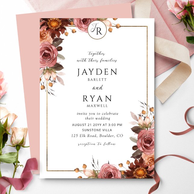Elegante Monogram Burgundy und Blush Pink Wedding Einladung (Von Creator hochgeladen)