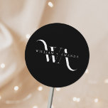 Elegante Monogram Classic Wedding Typografie Runder Aufkleber<br><div class="desc">Elegante Monogram Classic Wedding Typografy Classic Round Sticker</div>