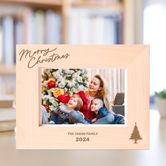 Elegante Monogram Weihnachtsbaum Klassische Typogr Geätzte Rahmen (Von Creator hochgeladen)