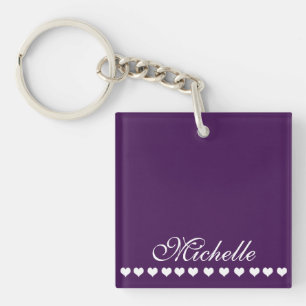 Elegante Monogram White Hearts Eggplant Lila Schlüsselanhänger
