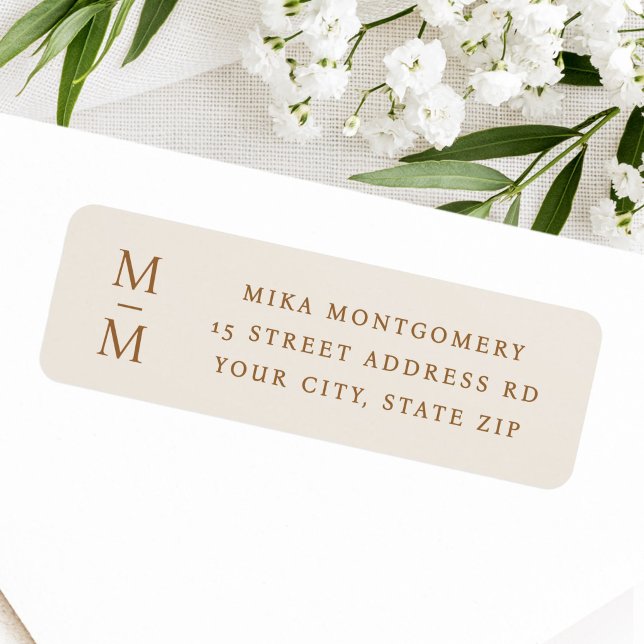 Elegante Monogramm-Initialen hellbraune Rücksendea (Elegant monogram initials light tan return address label)