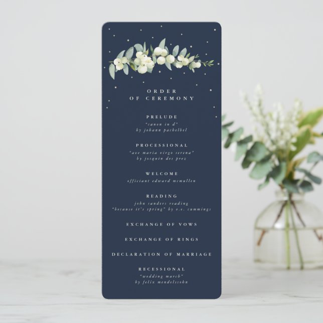 Elegante Navy Snowberry+Eucalyptus Stem Wedding Programm (Stehend Vorderseite)