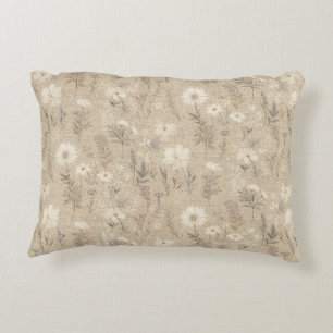 Elegante neutrale Blumenbettwäsche und Kissen