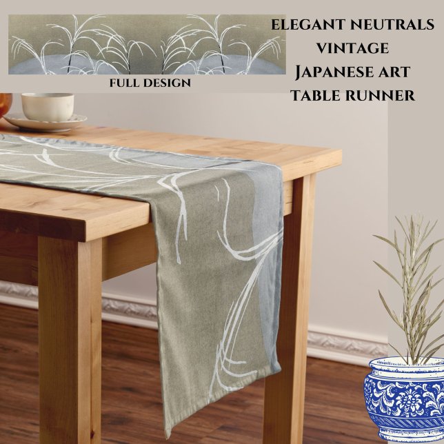 Elegante Neutrale Moderne Minimalistische japanisc Kurzer Tischläufer (Elegant neutrals vintage Asian art table runner in calm grey and warm beige. )