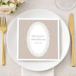 Elegante neutrale Streifen-Spitzen-Doily-Hochzeit Serviette