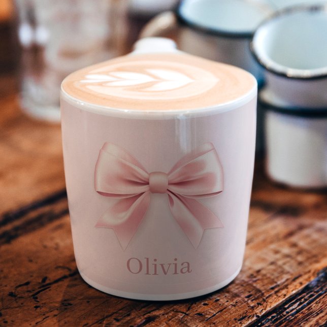 Elegante Pastel Pink Bow & Name Personalisiert Espressotasse (Von Creator hochgeladen)