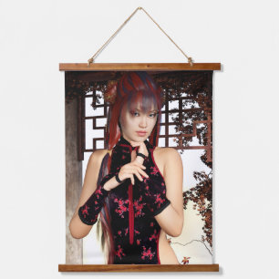 Elegante Qipao-Fantasie-Frau Digitale Kunst Wandteppich Mit Holzrahmen
