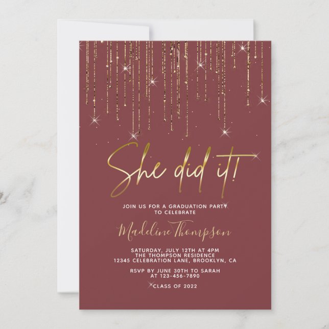 Elegante Red Gold Sparkling Sie tat es Abschluss Einladung (Vorderseite)