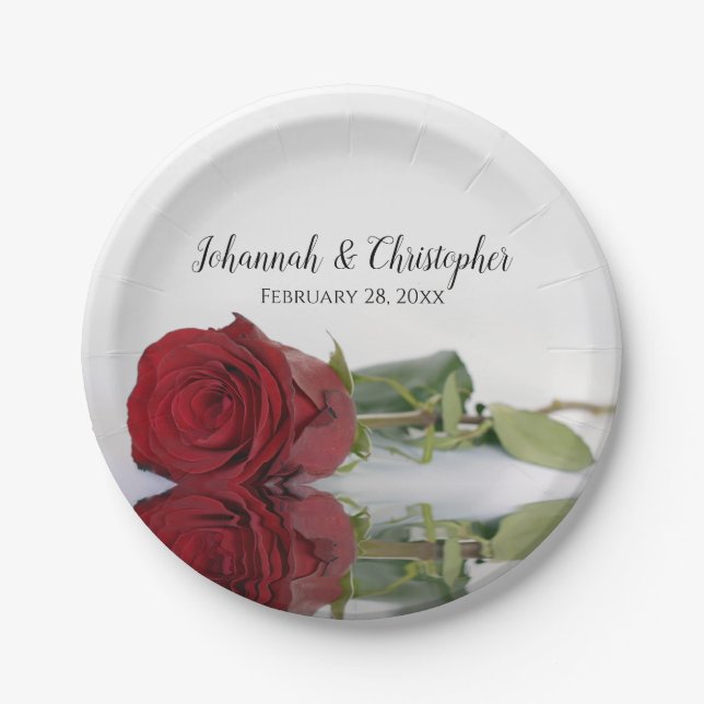 Elegante Reflektion Rote Rose Romantische Hochzeit Pappteller (Vorderseite)