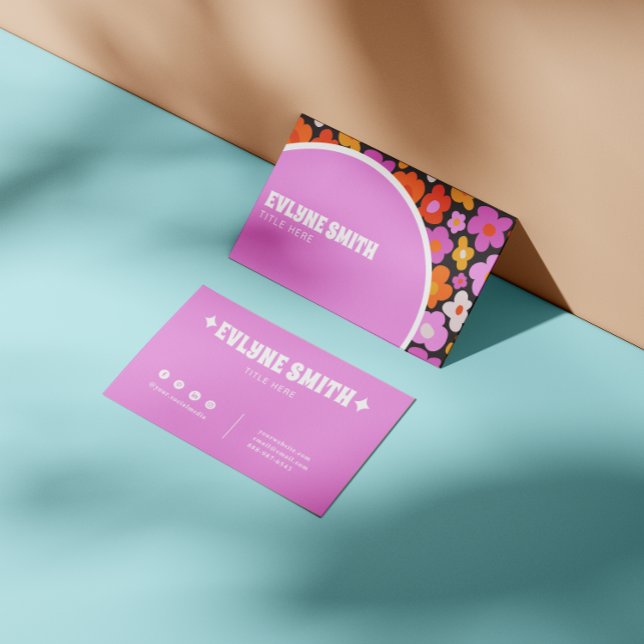 Elegante Retro Groovy Lila farbenfrohe Blumen Mode Visitenkarte (Von Creator hochgeladen)