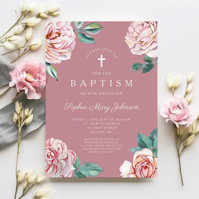 Elegante rosa florale religiöse Girl Baptisse Einladung (Religious Cross Dusty Pink Peonies Girl Baptism Invitation)