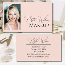Elegante rosafarbene Schönheits-Business-Makeup-Fo