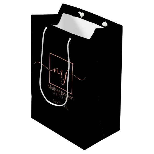 Elegante Rose Mittlere Geschenktüte (Vorderseite Schrägansicht)