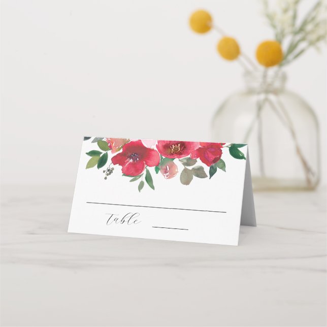 Elegante Rote Rose Wasserfarbe Hochzeit Platzkarte (Vorderseite)